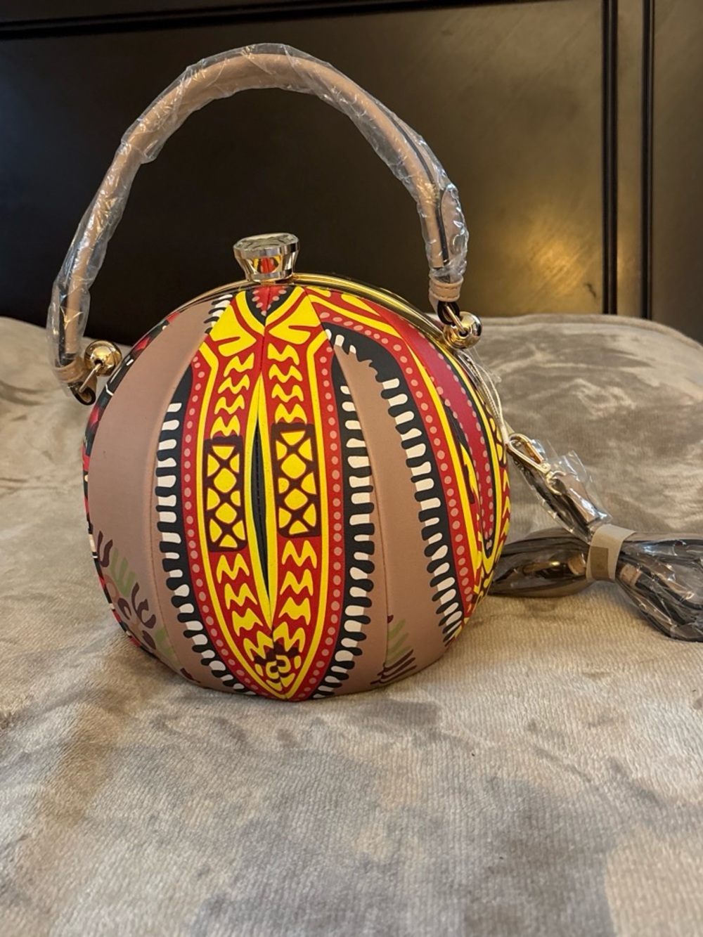 Round Printed Top-Handle Women’s Bag in Beige & Red African Print